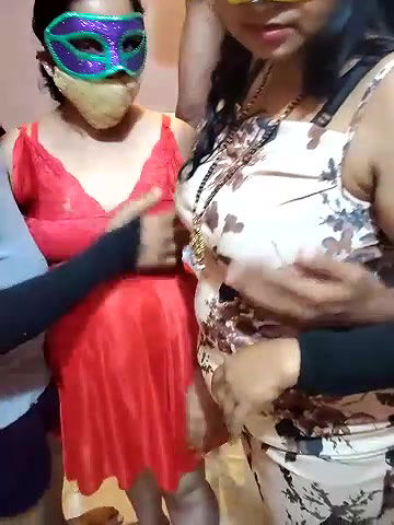 Stripchat-Public.Show-c-Hot_mina8585-2025.05.13.185453