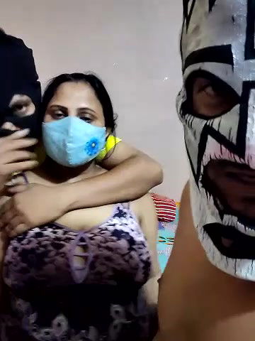 Stripchat-Public.Show-c-Hot_mina8585-2025.05.20.090743