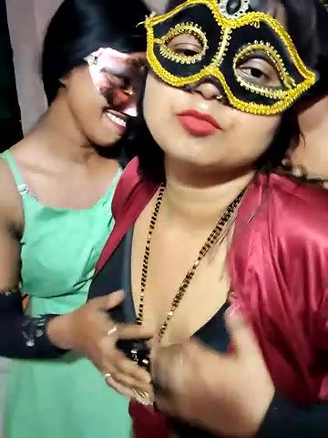 Stripchat-Public.Show-c-Hot_mina8585-2025.05.28.174022