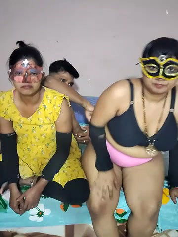 Stripchat-Public.Show-c-Hot_mina8585-2025.05.30.185910