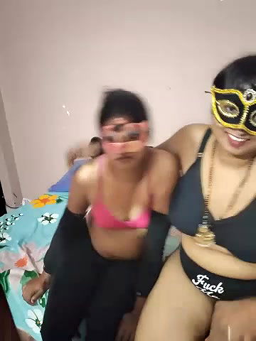 Stripchat-Public.Show-c-Hot_mina8585-2025.05.30.204425