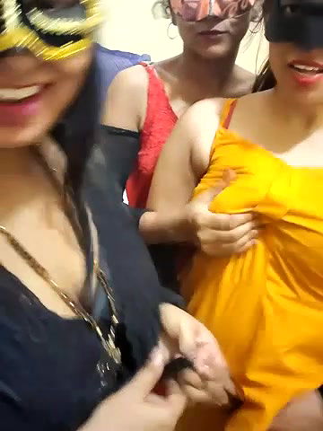 Stripchat-Public.Show-c-Hot_mina8585-2025.06.17.102613