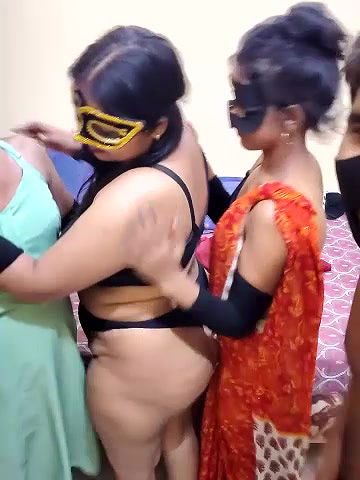 Stripchat-Public.Show-c-Hot_mina8585-2025.06.19.184033