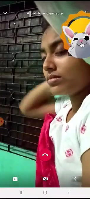 Cute Gf Shows boobs on VC