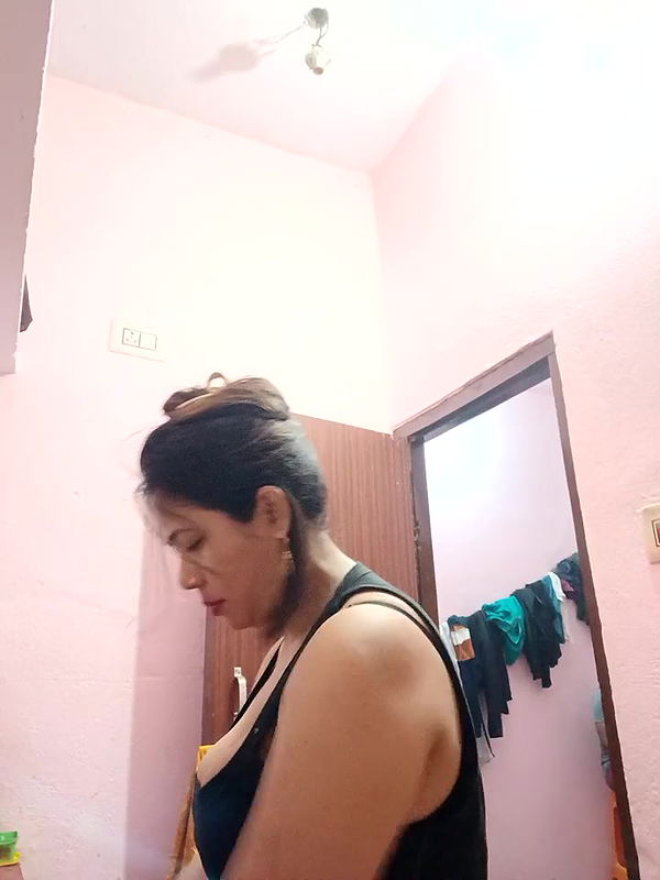 Stripchat-Public.Show-c-Hot-shot99-2025.02.03.203435