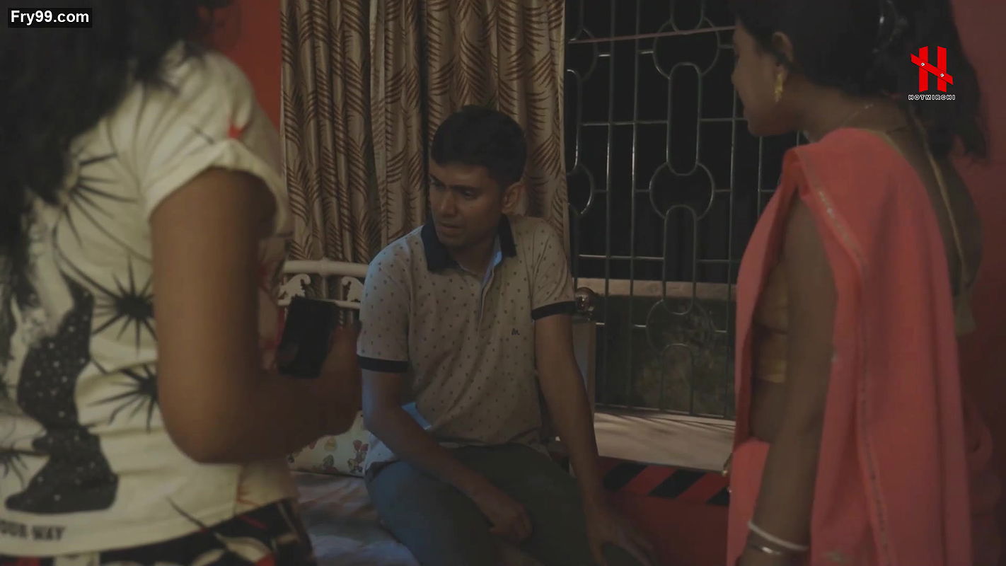 Hottest Kajal Singh – near naked boobs, nipple peek, hard liplicking smooch,navel kis