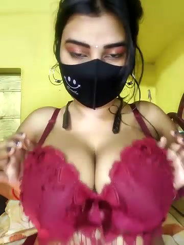 Stripchat-Public.Show-c-kusum_girl-2025.04.27.194456