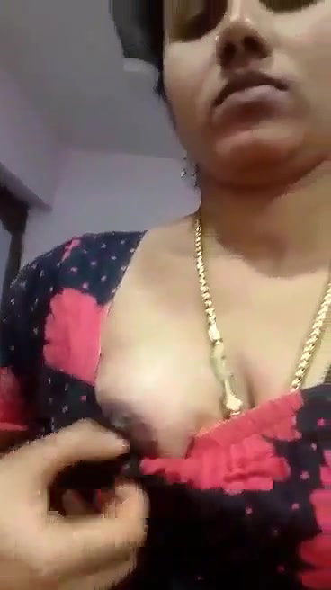 Mallu bhabhi boob show mms vid