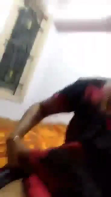 Mallu bhabhi boob show mms vid