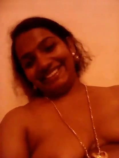 Mallu bathroom nude sexy bhabhi show vid