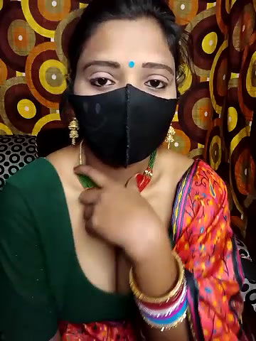 Stripchat-Public.Show-c-Riya_sam69-2025.05.10.014535