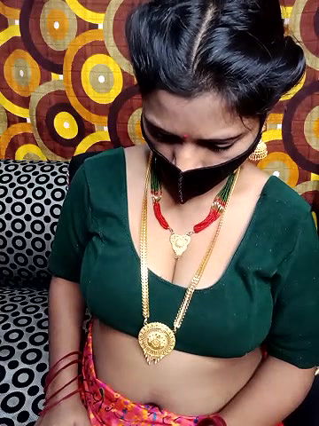 Stripchat-Public.Show-c-Riya_sam69-2025.05.12.023920