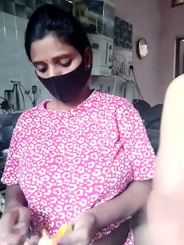 Stripchat-Public.Show-c-Riya_sam69-2025.05.15.023736