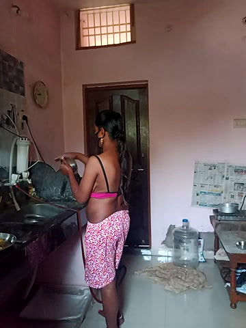 Stripchat-Public.Show-c-Riya_sam69-2025.05.15.032029