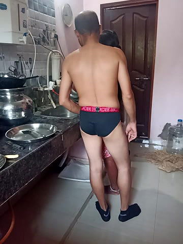 Stripchat-Public.Show-c-Riya_sam69-2025.05.15.032029