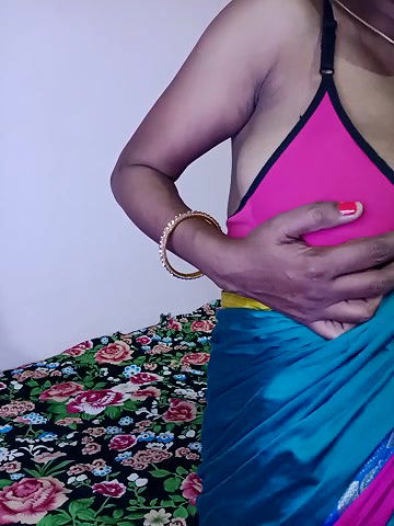 Stripchat-Public.Show-c-Riya_sam69-2025.05.31.235415