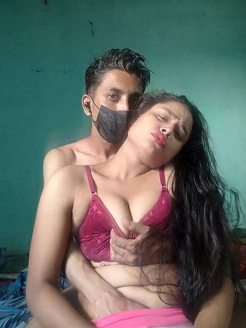 Stripchat-Public.Show-c-Seducing_couple-2025.04.30.074206