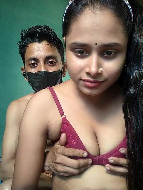 Stripchat-Public.Show-c-Seducing_couple-2025.04.30.081225