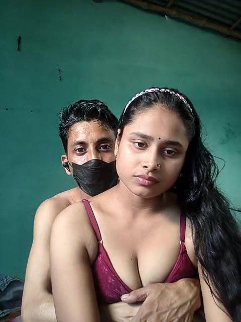 Stripchat-Public.Show-c-Seducing_couple-2025.04.30.084348