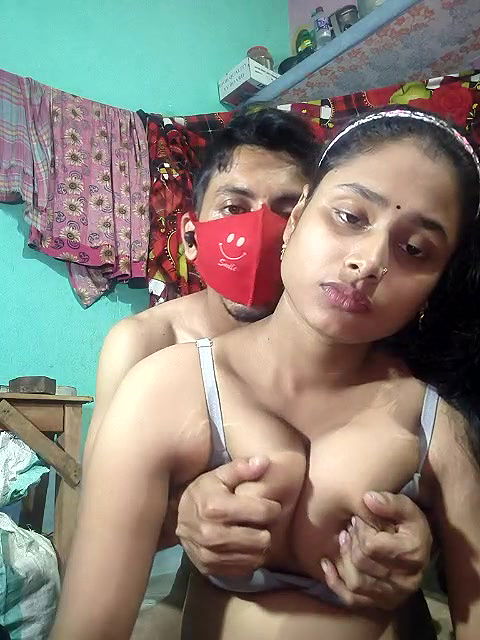 Stripchat-Public.Show-c-Seducing_couple-2025.04.30.194619