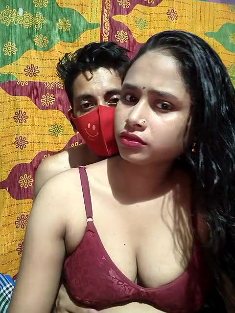 Stripchat-Public.Show-c-Seducing_couple-2025.05.16.180817