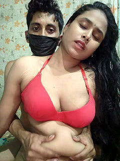 Stripchat-Public.Show-c-Seducing_couple-2025.05.17.185514