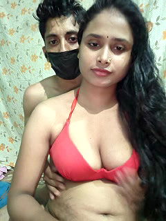 Stripchat-Public.Show-c-Seducing_couple-2025.05.17.185514