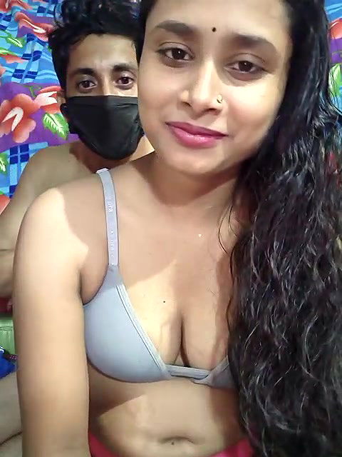 Stripchat-Public.Show-c-Seducing_couple-2025.05.19.184050