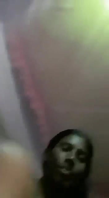 Village Bhabi Showing