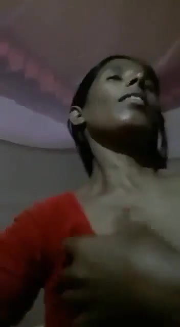 Village Bhabi Showing