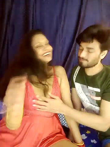 Stripchat-Public.Show-c-Sexy_DarloSiya-2025.04.08.013643