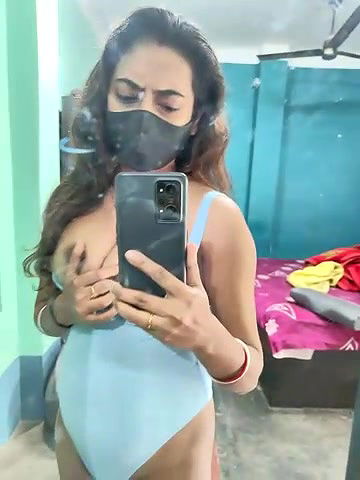 Stripchat-Public.Show-c-sexyindi_couple-2025.01.26.073948