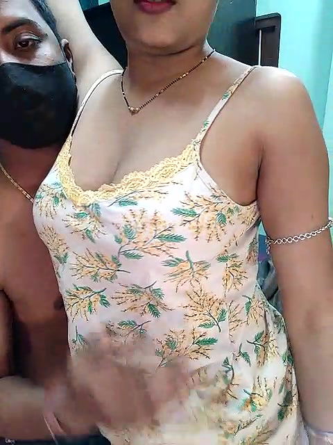 Stripchat-Public.Show-c-sexyindi_couple-2025.01.26.101829