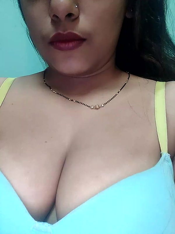 Stripchat-Public.Show-c-sexyindi_couple-2025.01.31.063343