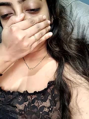 Stripchat-Public.Show-c-sexyindi_couple-2025.03.15.180002