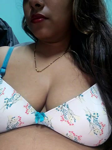 Stripchat-Public.Show-c-sexyindi_couple-2025.04.04.070917