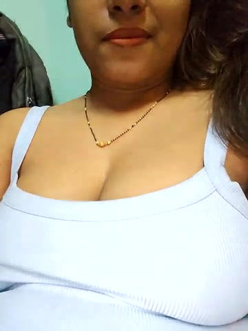 Stripchat-Public.Show-c-sexyindi_couple-2025.04.18.145017