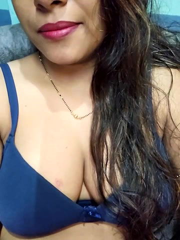 Stripchat-Public.Show-c-sexyindi_couple-2025.04.20.064734