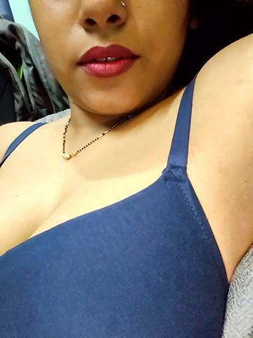 Stripchat-Public.Show-c-sexyindi_couple-2025.04.20.064734