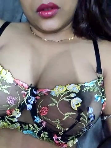 Stripchat-Public.Show-c-sexyindi_couple-2025.05.19.065353