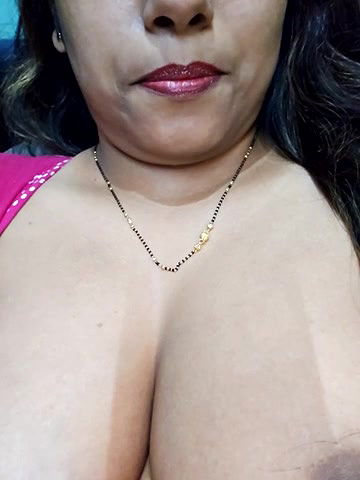 Stripchat-Public.Show-c-sexyindi_couple-2025.05.21.182209