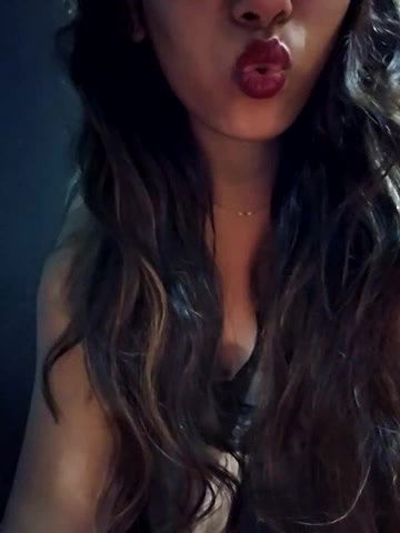 Stripchat-Public.Show-c-sexyindi_couple-2025.06.13.190224