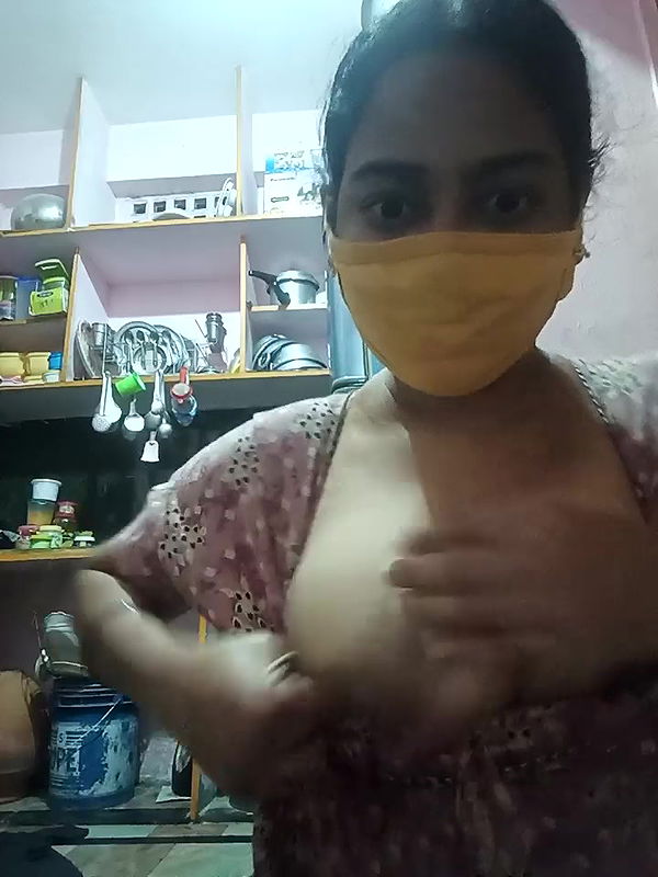 Stripchat-Public.Show-c-Sexynageena-2025.01.08.175426