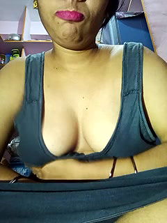 Stripchat-Public.Show-c-Sexynageena-2025.01.10.185226