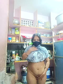 Stripchat-Public.Show-c-Sexynageena-2025.01.23.184453