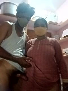 Stripchat-Public.Show-c-Sexynageena-2025.02.27.174600