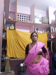 Stripchat-Public.Show-c-Sexynageena-2025.04.13.232555