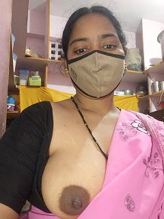 Stripchat-Public.Show-c-Sexynageena-2025.04.13.232555