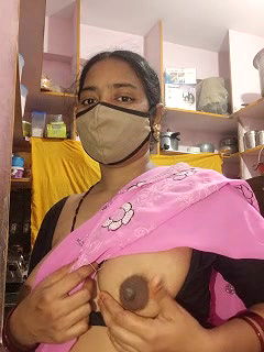 Stripchat-Public.Show-c-Sexynageena-2025.04.13.232555