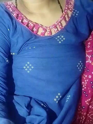 Stripchat-Public.Show-c-Sexynageena-2025.04.14.230010